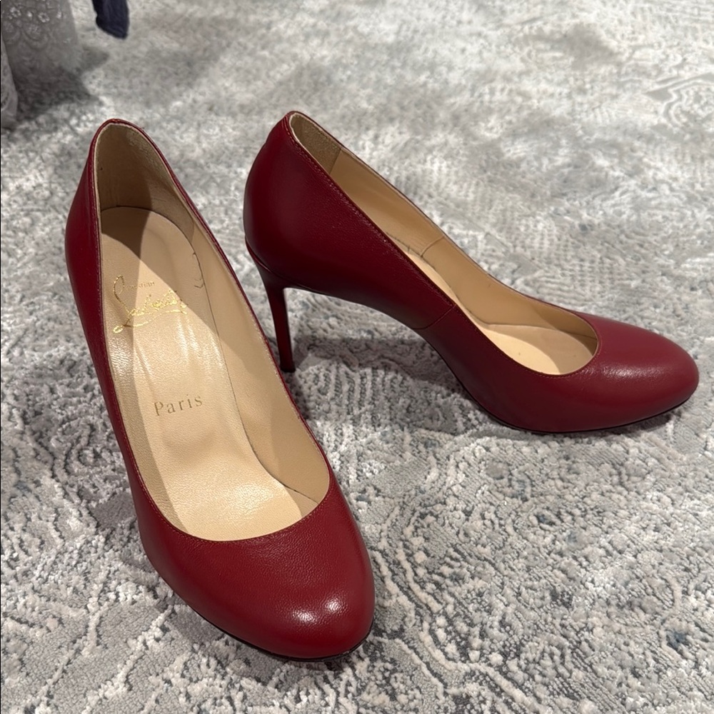 Christian Loubiton Red Leather Pumps size 37 1/2